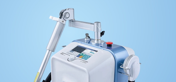 Наши врачи прошли специальное углублённое обучение на аппарате Salus-Talent PRO.